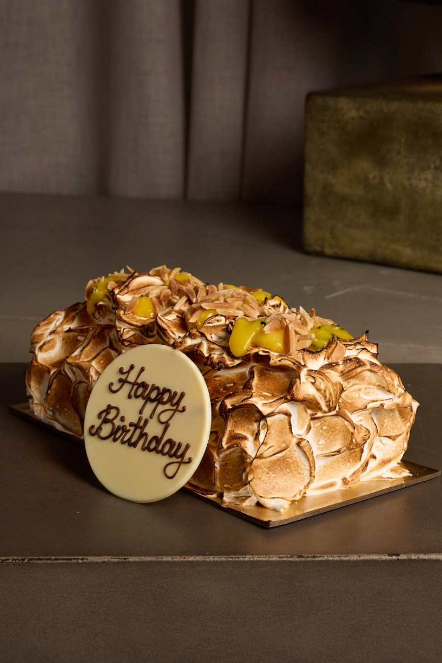 Happy Birthday - Passionfruit Meringue Roulade
